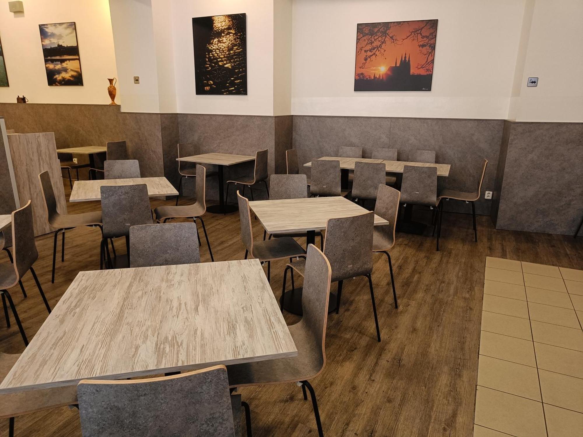 哲拉塔瓦哈酒店 布拉格 外观 照片